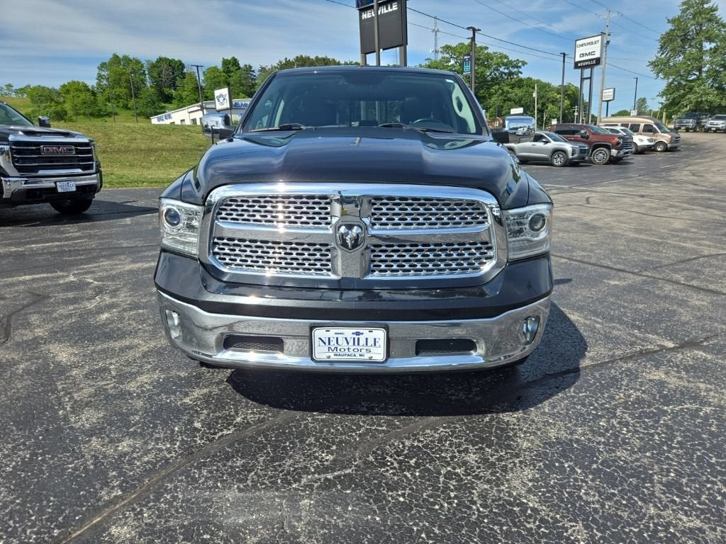 2018 RAM 1500 Laramie Crew Cab 4x4 5'7" Box