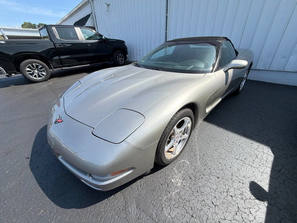 2000 Chevrolet Corvette Base
