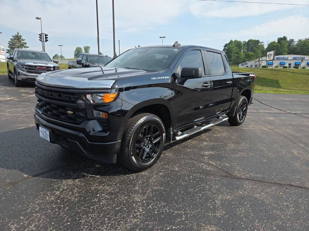 2022 Chevrolet Silverado 1500 Custom