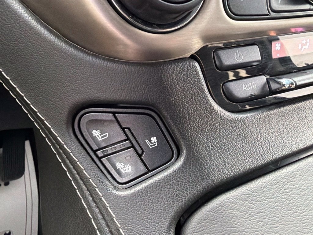 2017 GMC Yukon Denali - Photo 22