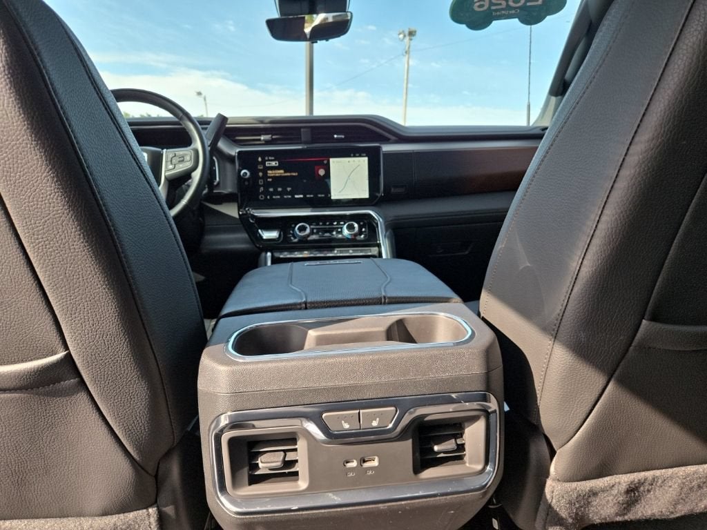 2024 GMC Sierra 3500 HD Denali