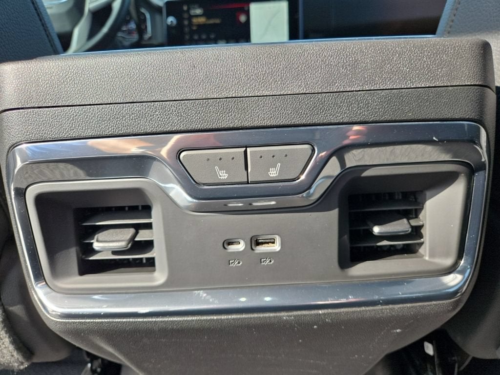 2024 GMC Sierra 3500 HD Denali