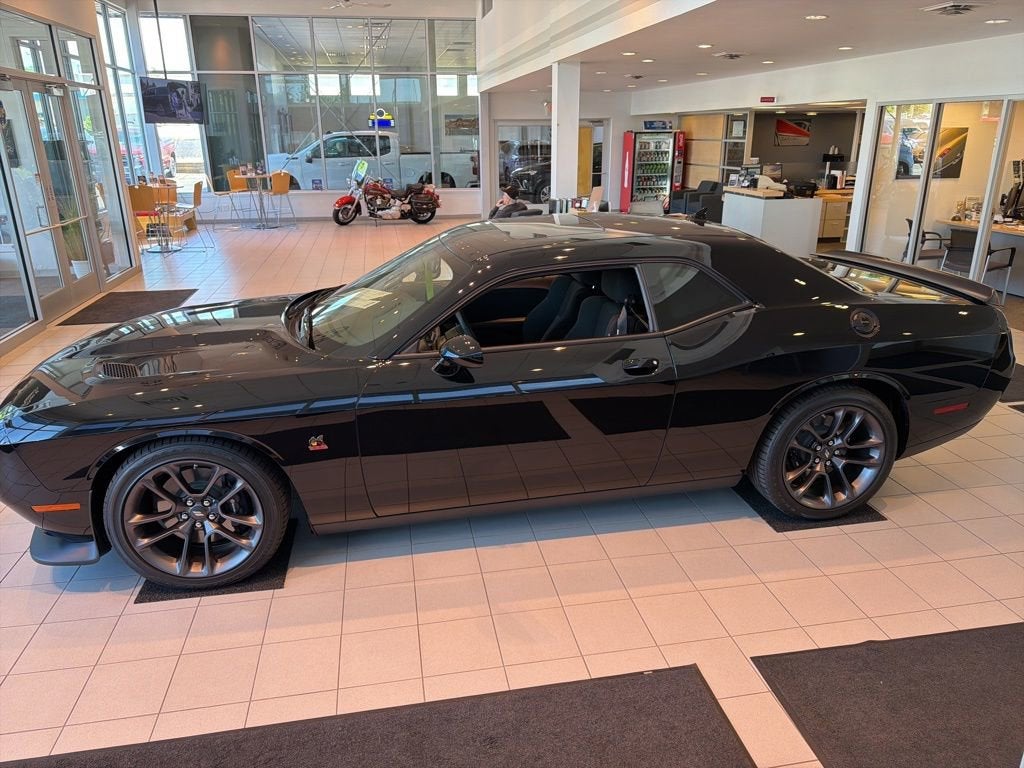 2023 Dodge Challenger R/T Scat Pack
