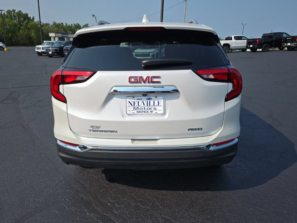 2021 GMC Terrain SLT