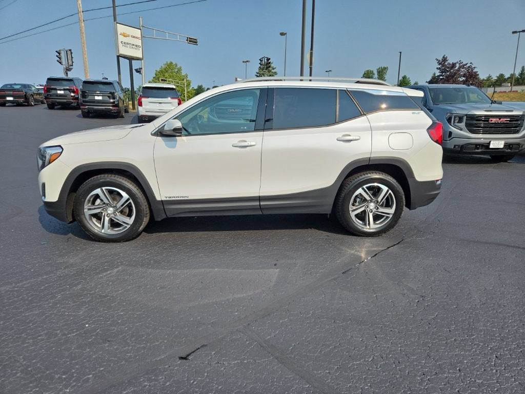 2021 GMC Terrain SLT