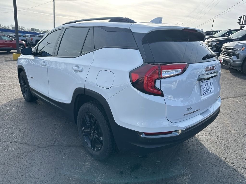 2023 GMC Terrain AT4