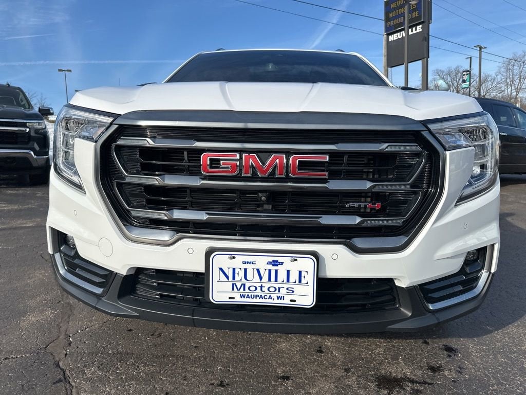 2023 GMC Terrain AT4