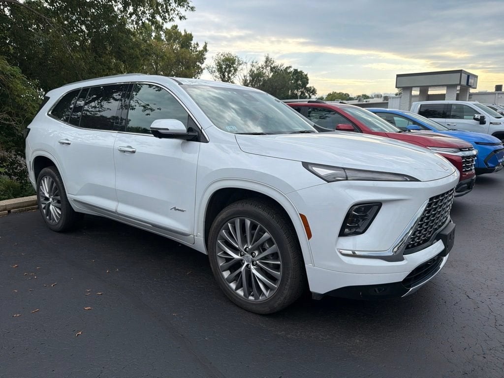2026 Buick Enclave Avenir