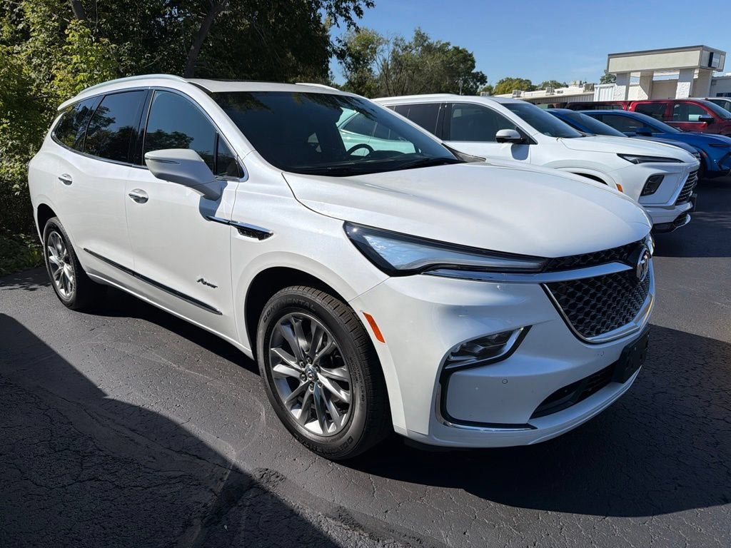 2024 Buick Enclave Avenir