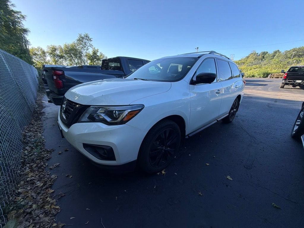 2018 Nissan Pathfinder SL