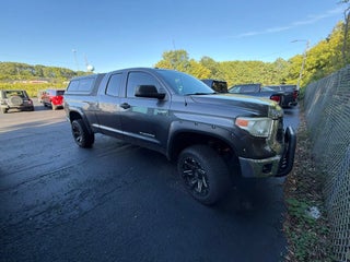 2015 Toyota Tundra SR5 5.7L V8