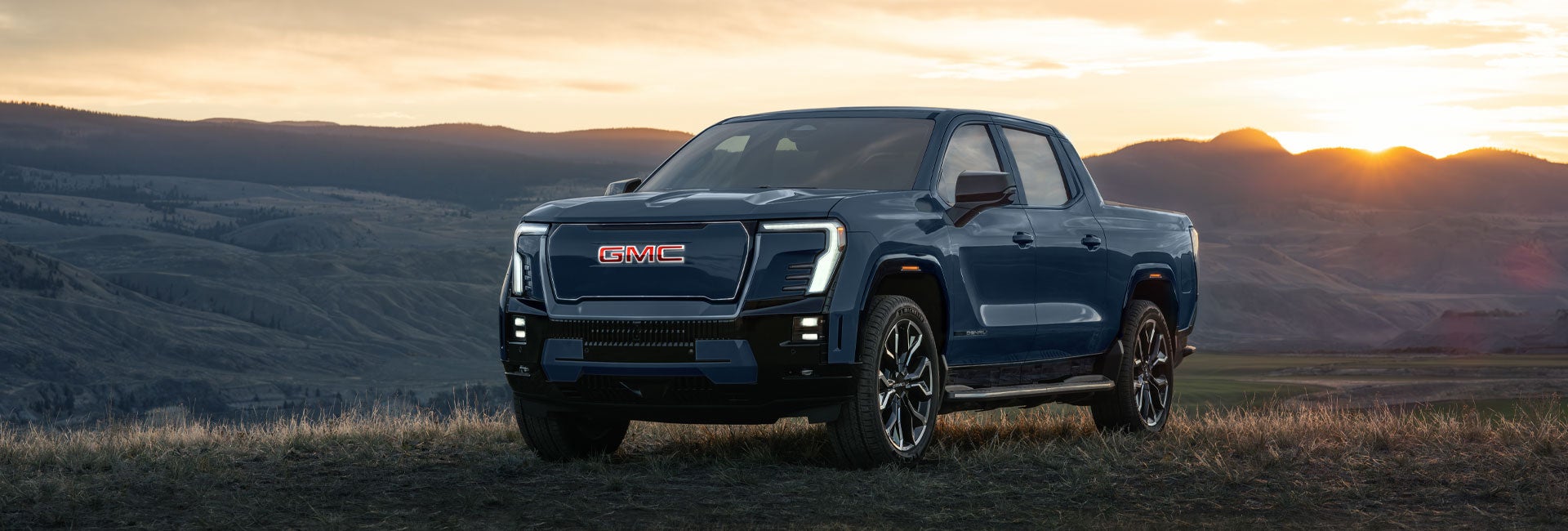 Neuville Motors GMC in Waupaca WI